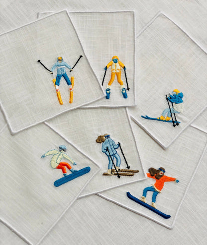 Winter Sport Skiers Linen Cocktail Napkins - Set of 4/6: 4 napkins
