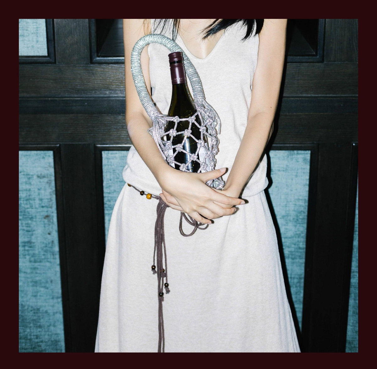 Luxe Crystal Knot Wine Carrier: Silver