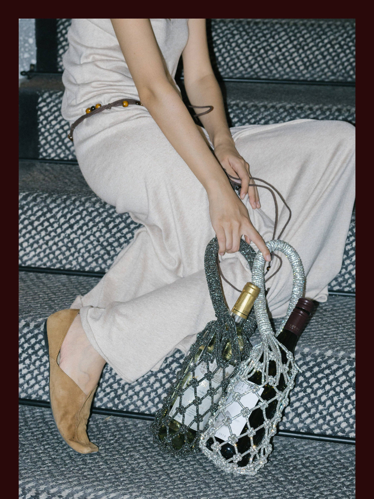Luxe Crystal Knot Wine Carrier: Silver