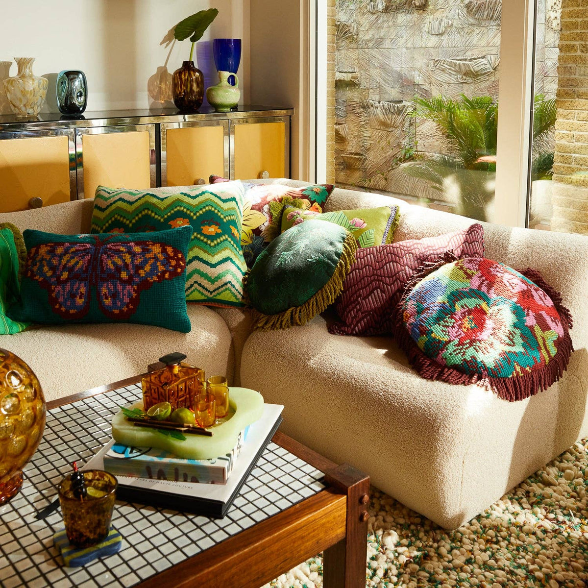 Hanna Jacquard Cushion: Feather Insert
