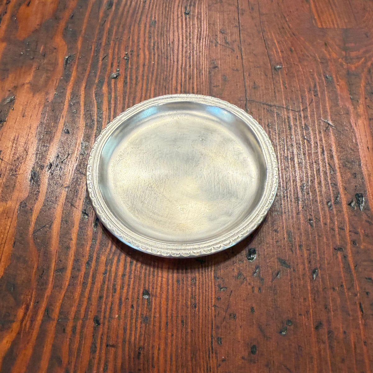Scalloped Rimmed Bottle Coaster