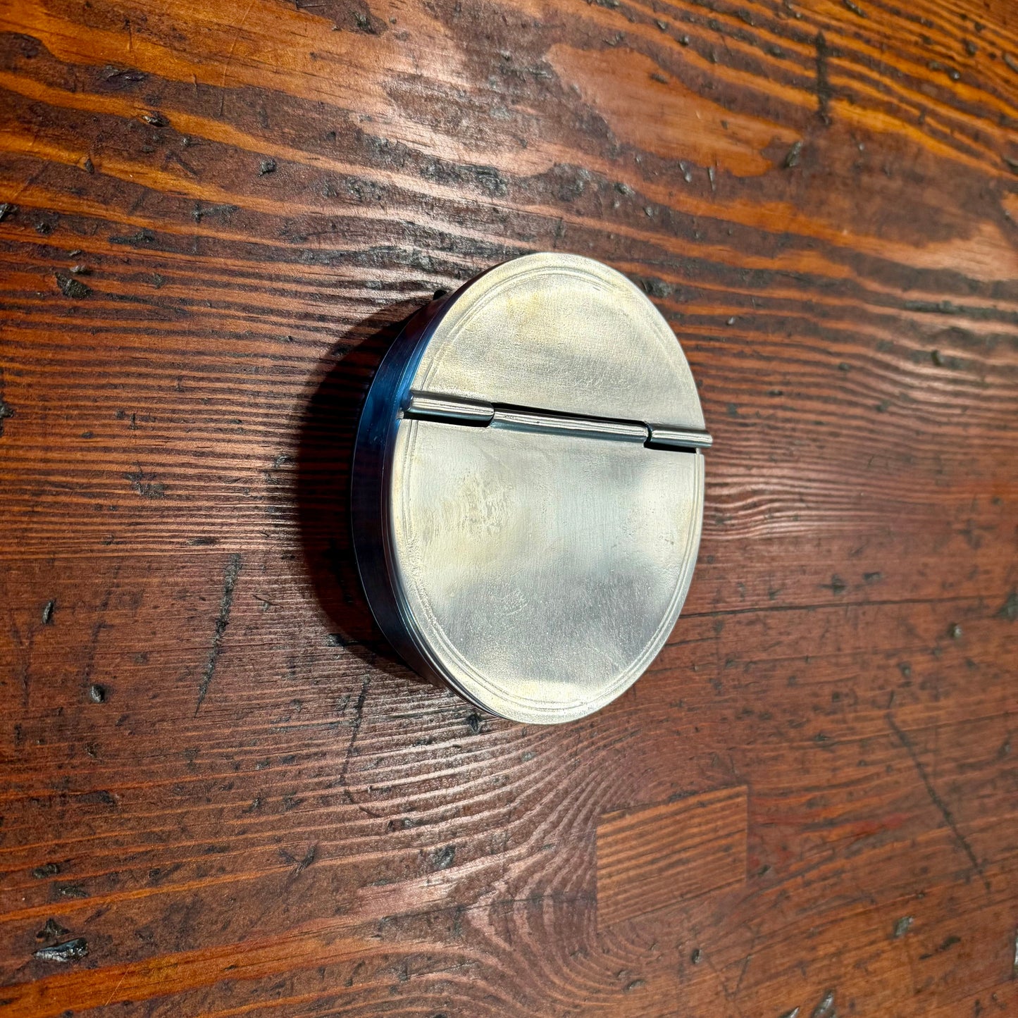 Oval Lidden Cigar Ashtray