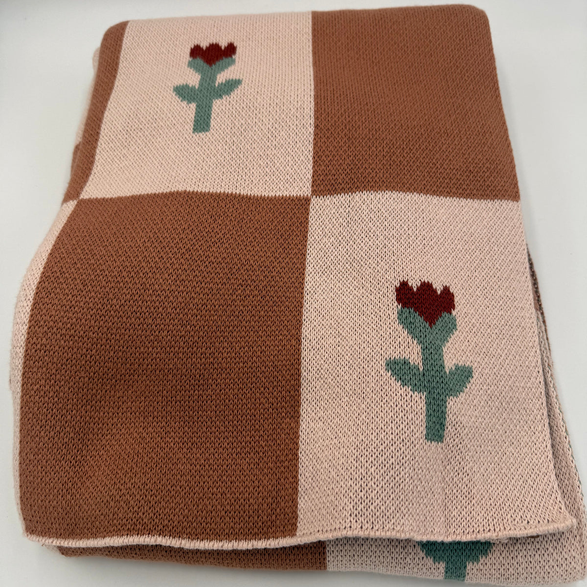 Flower Blanket - Brown