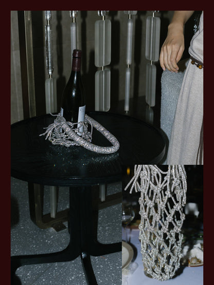 Luxe Crystal Knot Wine Carrier: Silver