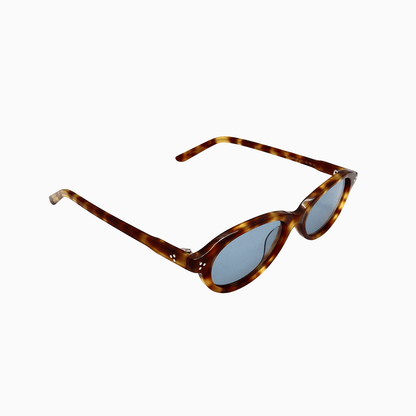 Acadia Tortoise sunglasses detail
