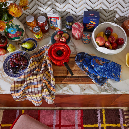 striped tea towel lifestyle 2
