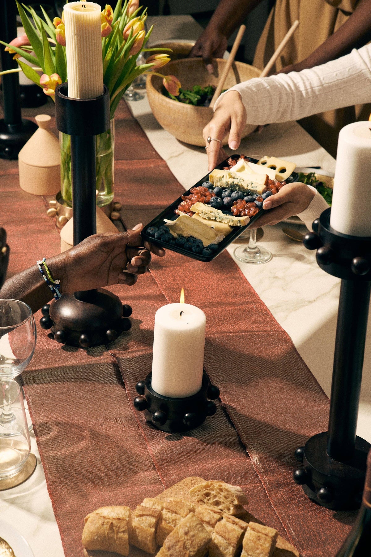 Anyan Candle Holder
