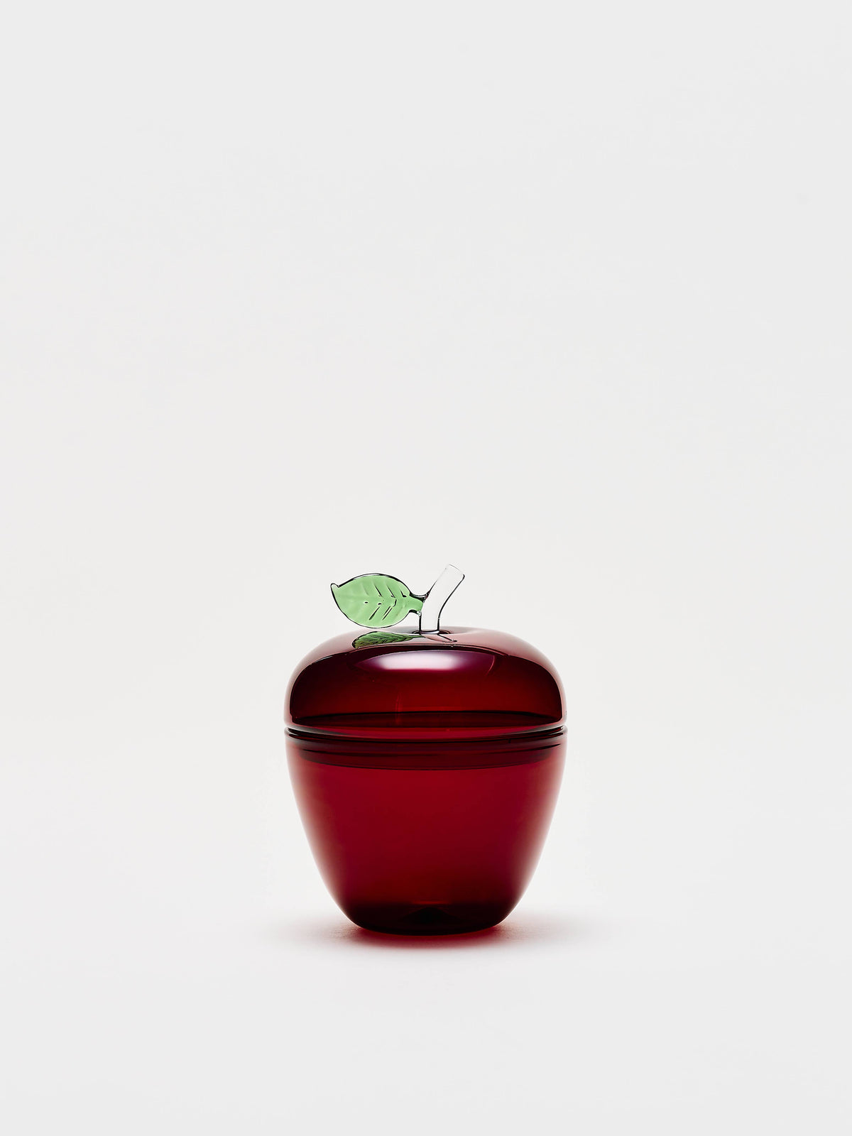 La Pomme, Red