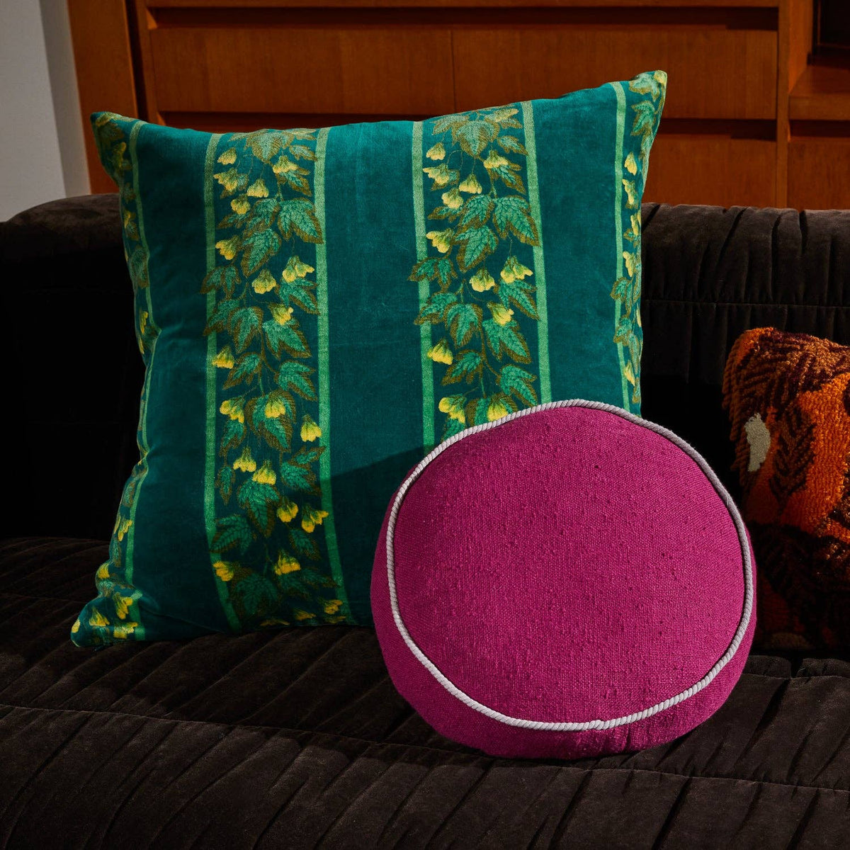 Agata Velvet Cushion - Verdant: Feather Insert
