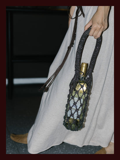 Luxe Crystal Knot Wine Carrier: Silver