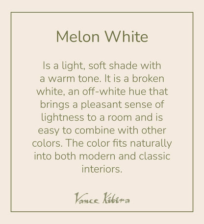 Timber Candle, Melon White: D5 x H15 cm.