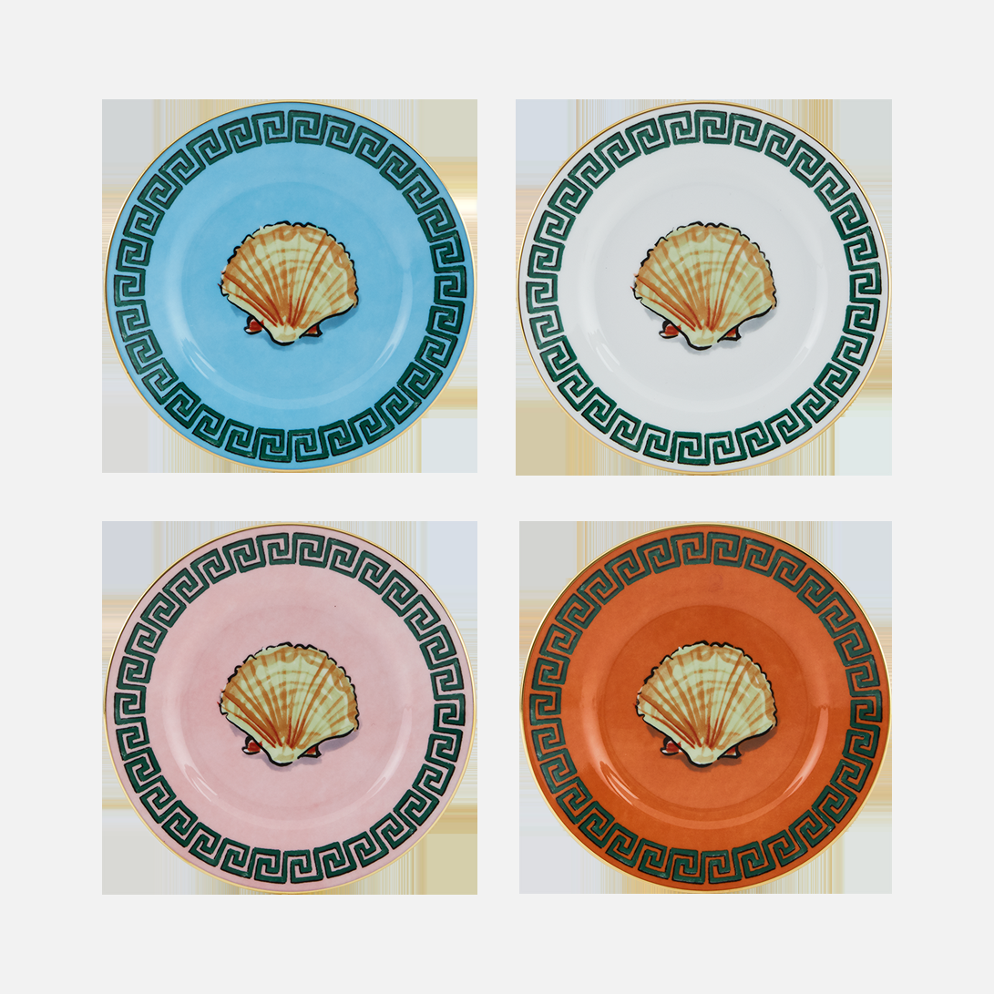 Set of four Il Viaggio di Nettuno Impero bread plates in blue, white, pink and orange, each with a hand-painted shell.