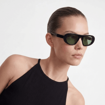 Nantucket Black/Green sunglasses side